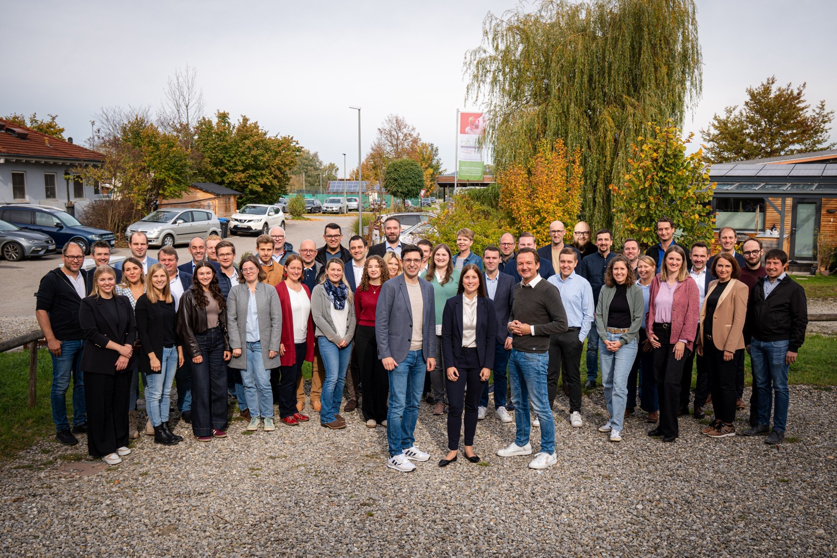 Jung, motiviert und engagiert. JWU Kreisvorsitzender Thomas Rauch, Landratskandidatin Verena Winter, JWU-Kreisrat und Landtagsabgeordneter Peter Wachler und das Team der JWU.